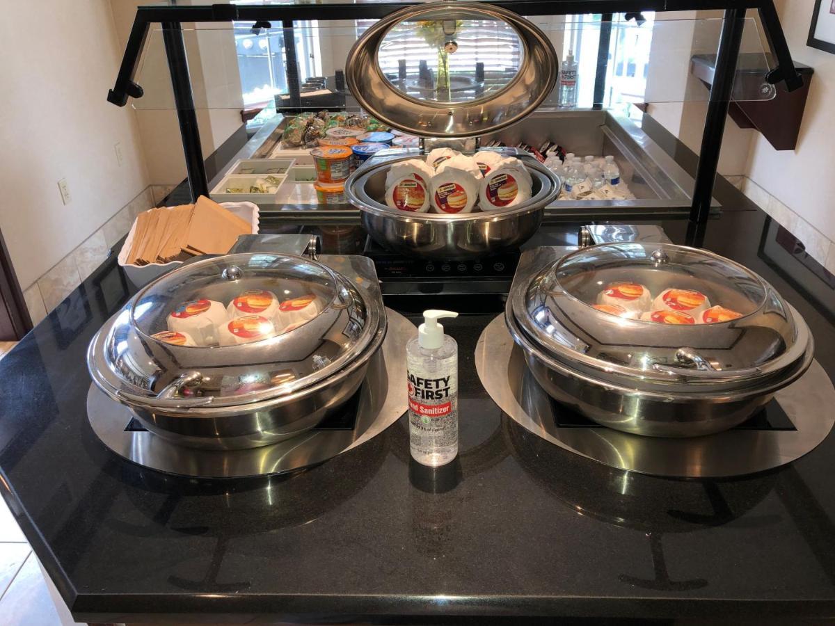 费城福吉谷422斯代布里奇套房酒店 Royersford 外观 照片